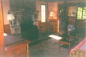 Mountain View has a LARGE livingroom.
